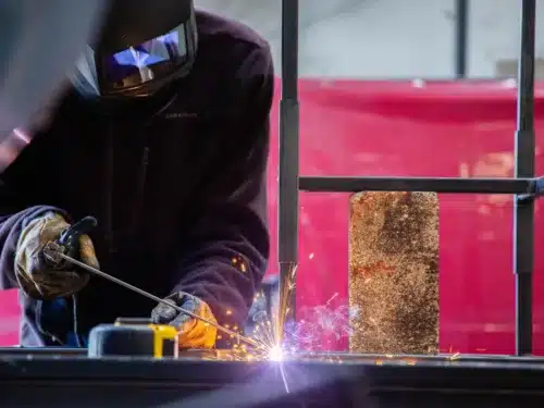 soudure fabrication tabouret grenoble atelier