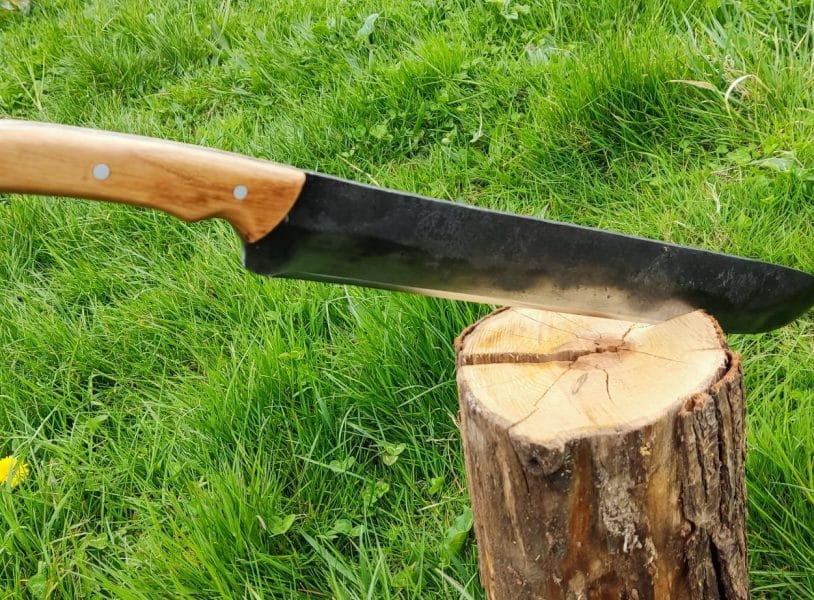 stage forge 2 jours fabrication couteau droit isere